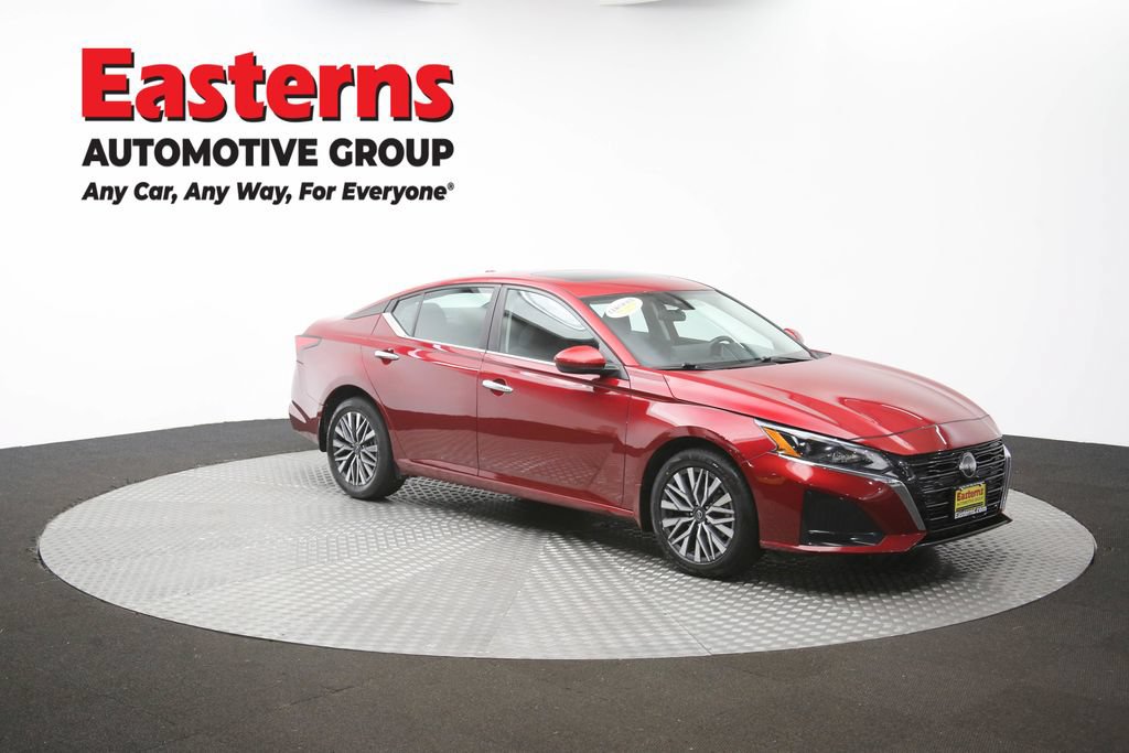 Used 2023 Nissan Altima 2.5 SV w/ SV Premium Package AWD/4WD image 50