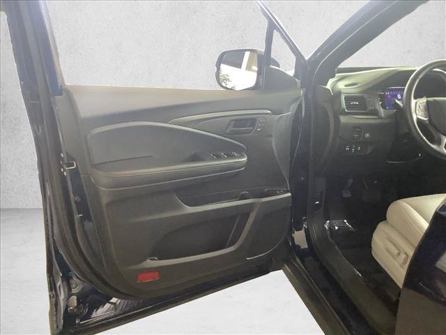 Used 2023 Honda Passport EX-L image 15