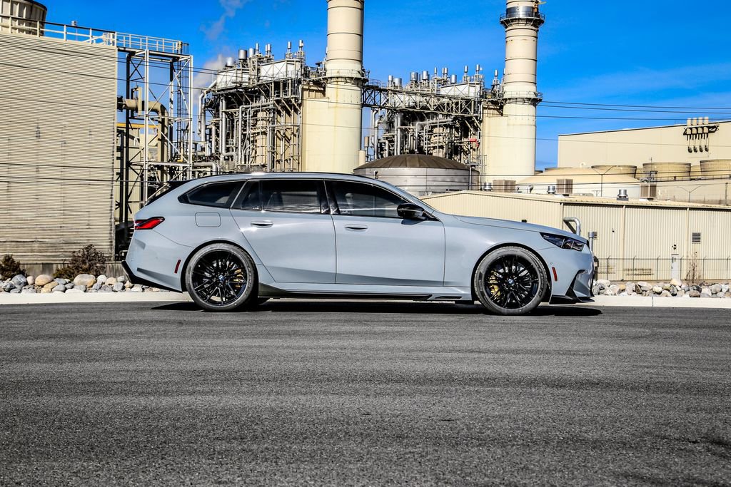 New 2026 BMW M5 Touring image 8