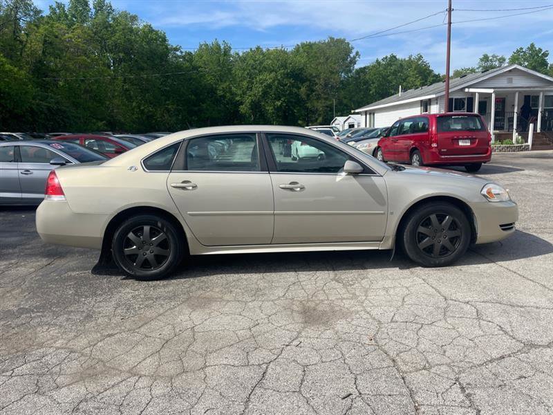 Used 2009 Chevrolet Impala LS FWD image 4