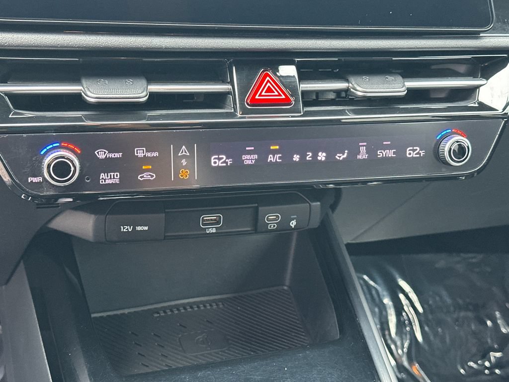 Certified 2023 Kia Niro Wind w/ Wind Preserve Package FWD image 31