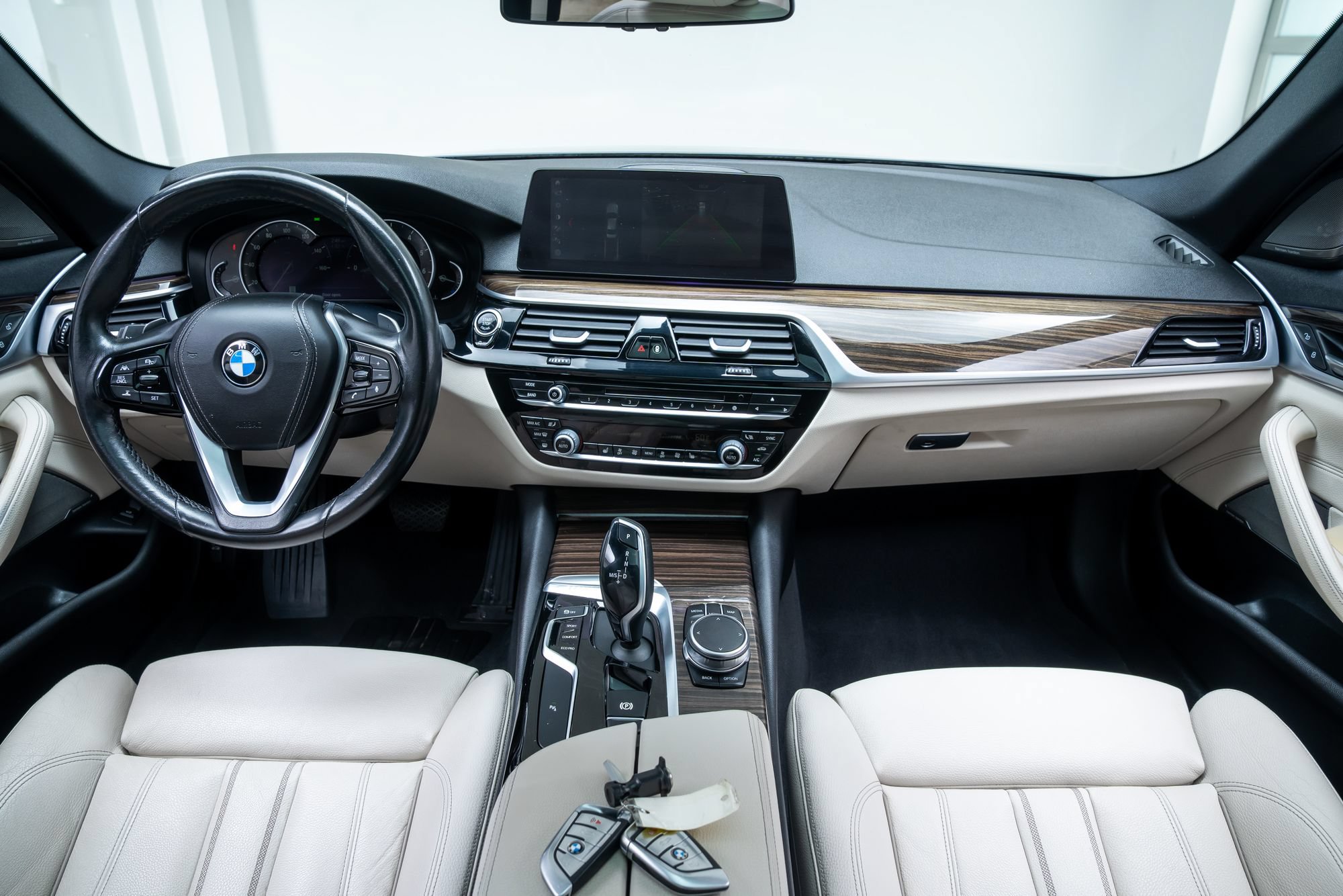 Used 2019 BMW 530i RWD image 9
