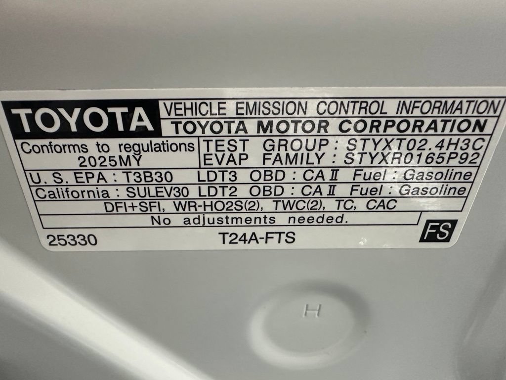 Used 2025 Toyota 4Runner Limited AWD/4WD image 68