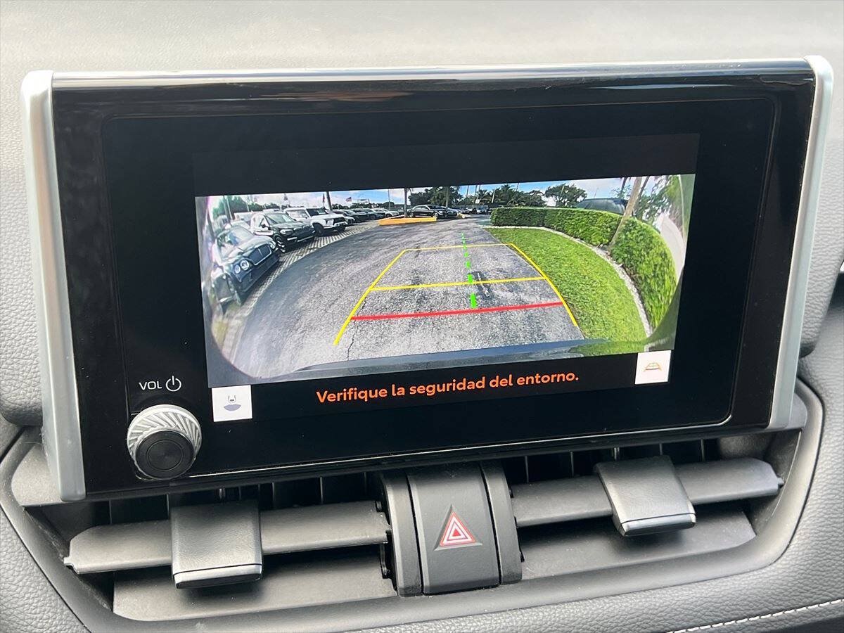 Used 2023 Toyota RAV4 LE FWD image 13