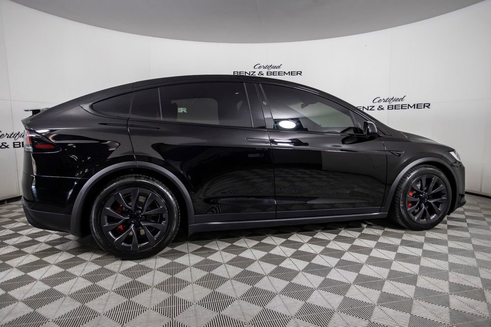 Used 2024 Tesla Model X Plaid image 23