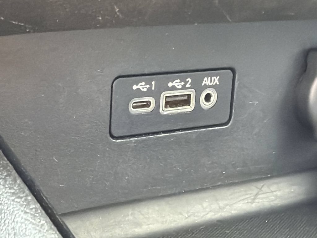 Used 2024 Nissan Altima 2.5 SV FWD image 31