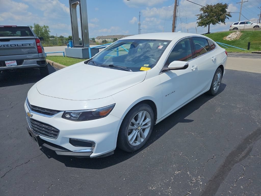 Used 2016 Chevrolet Malibu LT FWD image 3