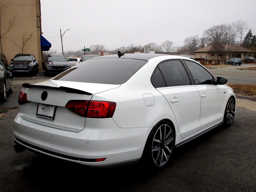 Used 2018 Volkswagen Jetta GLI image 8