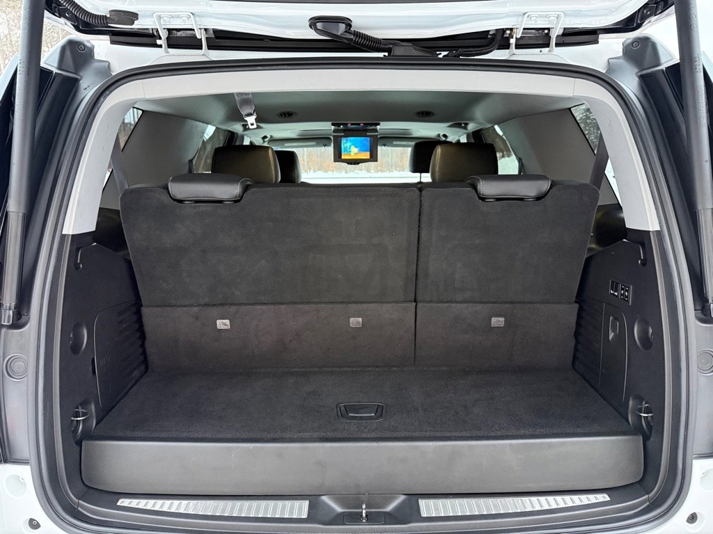 Used 2017 GMC Yukon SLT w/ Open Road Package image 17
