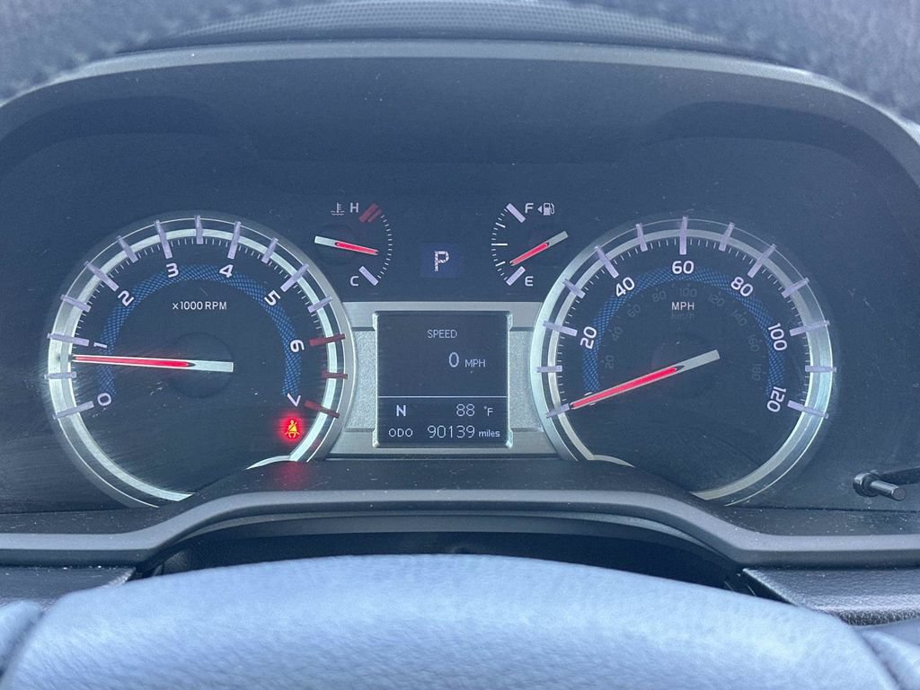 Used 2019 Toyota 4Runner Limited AWD/4WD image 28