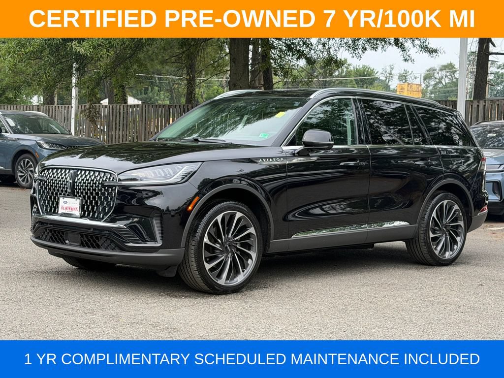 Used 2025 Lincoln Aviator Reserve AWD/4WD image 3
