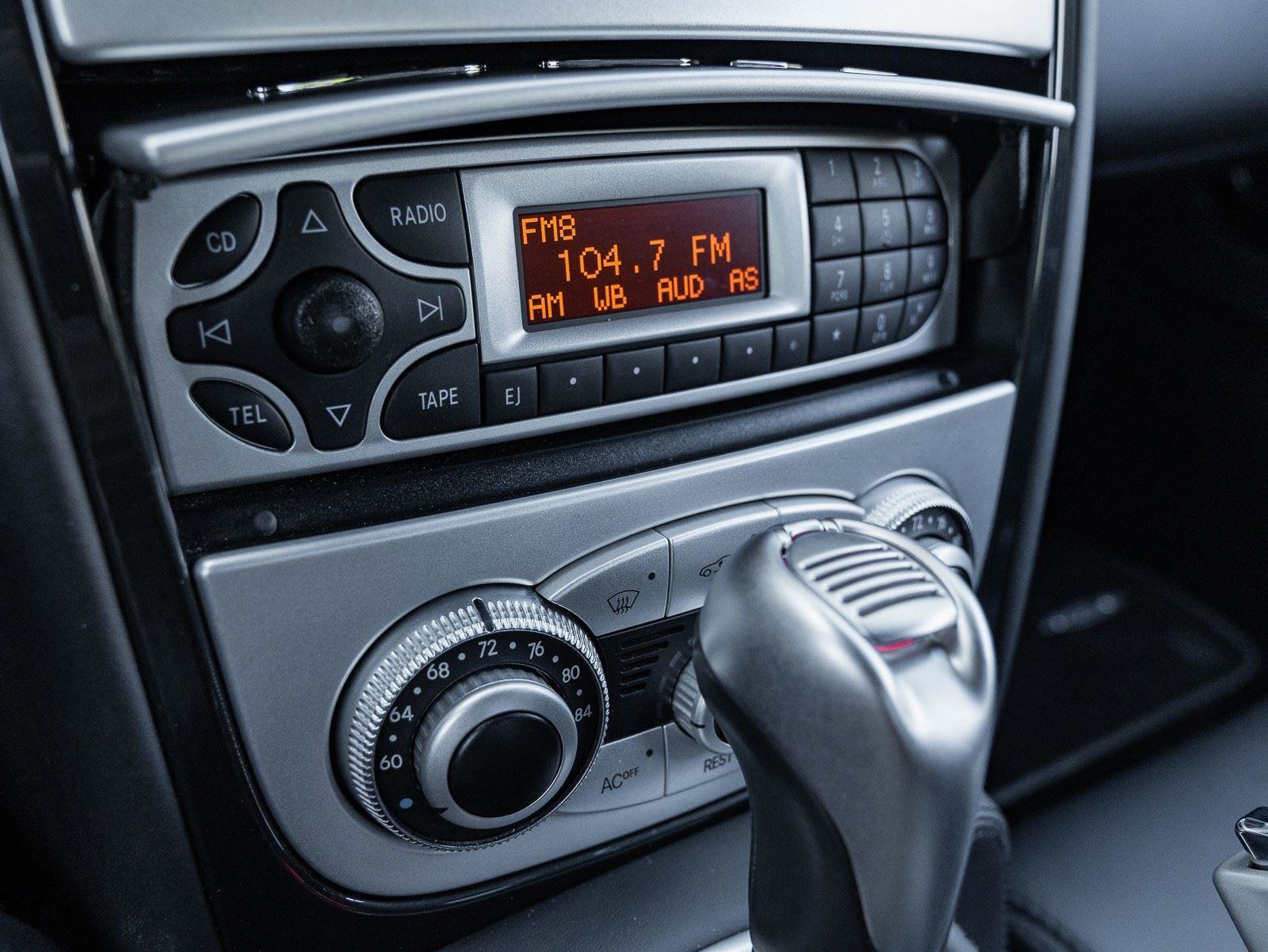 Used 2006 Mercedes-Benz SLR image 32