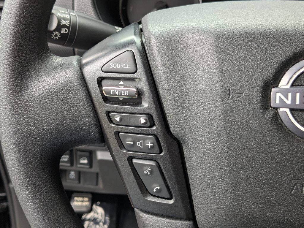Used 2024 Nissan Frontier SV w/ Technology Package AWD/4WD image 16