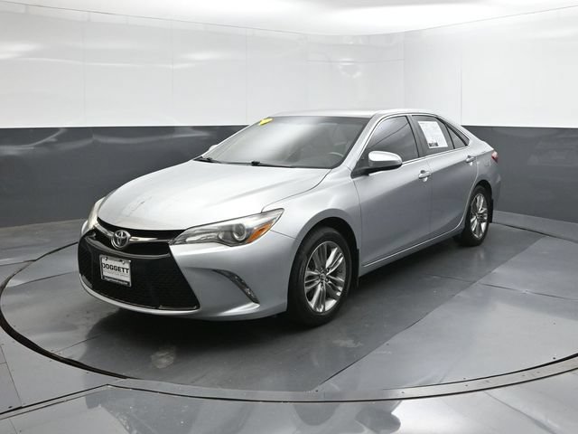 Used 2017 Toyota Camry SE FWD image 31
