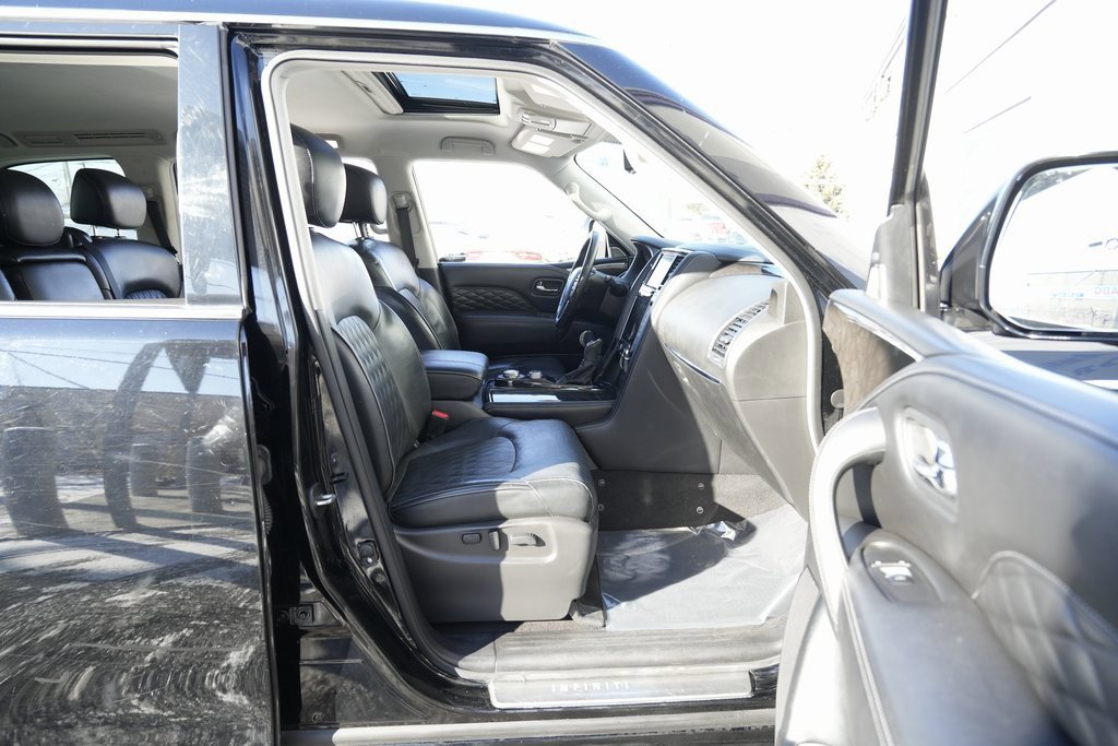 Used 2020 INFINITI QX80 Luxe w/ Proactive Package image 32