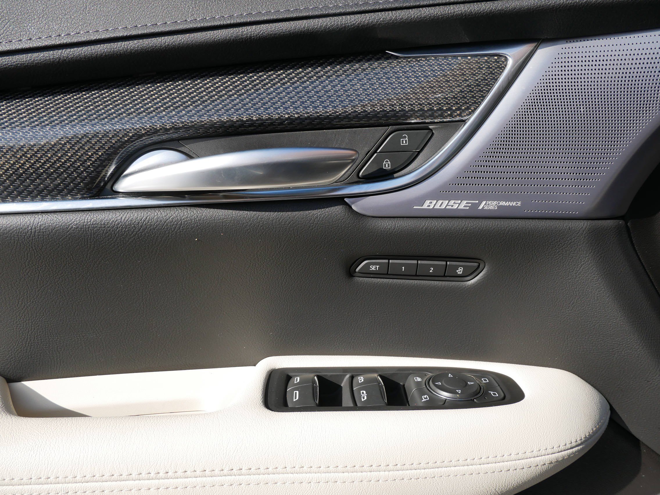 Certified 2023 Cadillac XT5 Sportv w/ LPO, Floor Liner Package image 9