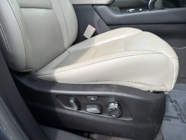 Used 2019 Cadillac XT4 Premium Luxury AWD/4WD image 31