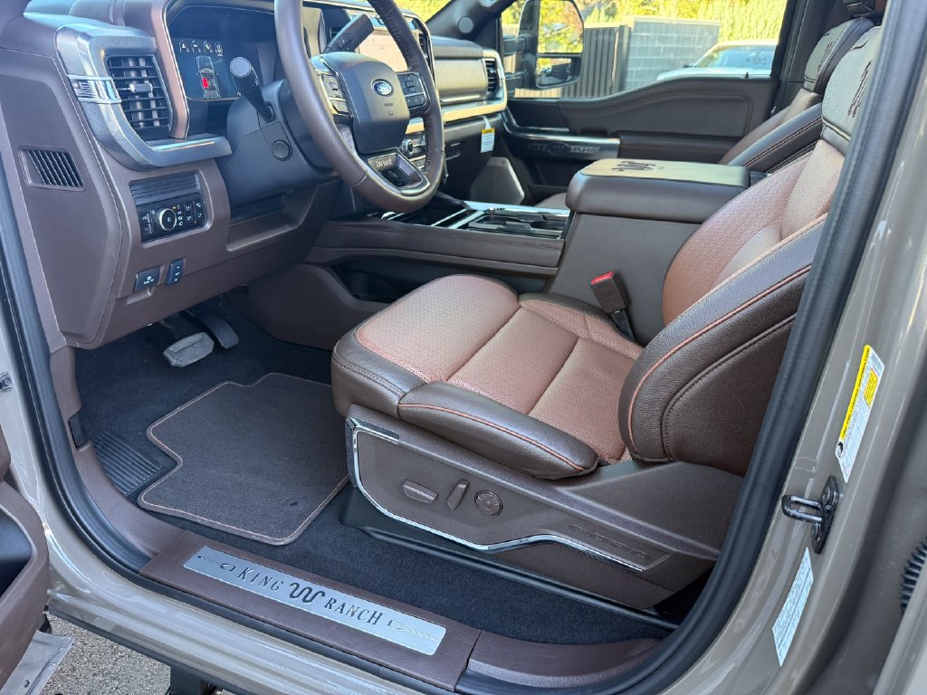 Used 2027 Ford F350 King Ranch w/ Tremor Off-Road Package AWD/4WD image 22
