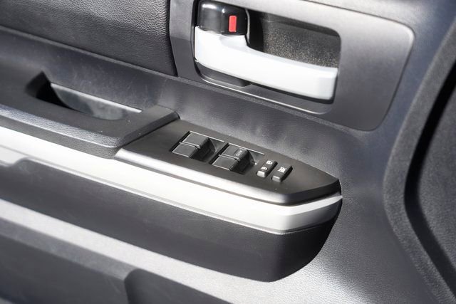 Used 2019 Toyota Tundra SR5 w/ SR5 Upgrade Package image 28