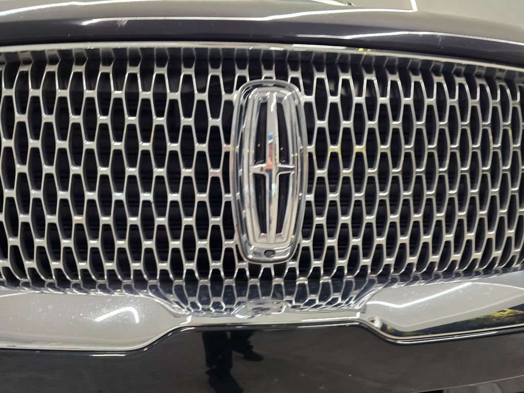 Used 2023 Lincoln Navigator L Reserve AWD/4WD image 9