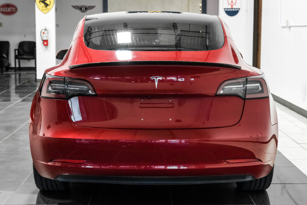 Used 2018 Tesla Model 3 Long Range RWD image 9