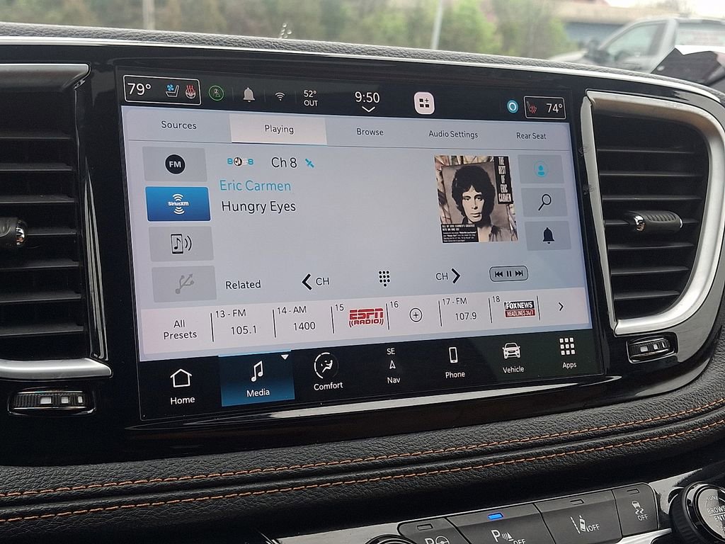 Used 2023 Chrysler Pacifica Pinnacle image 20