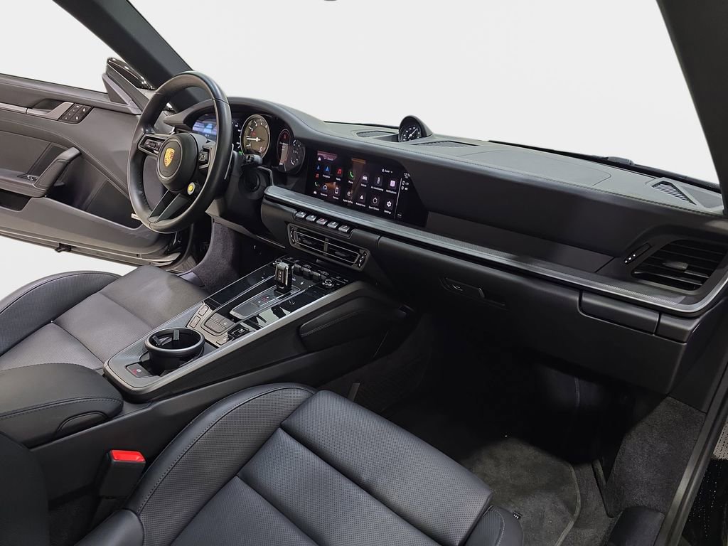Used 2024 Porsche 911 Carrera 4S image 10