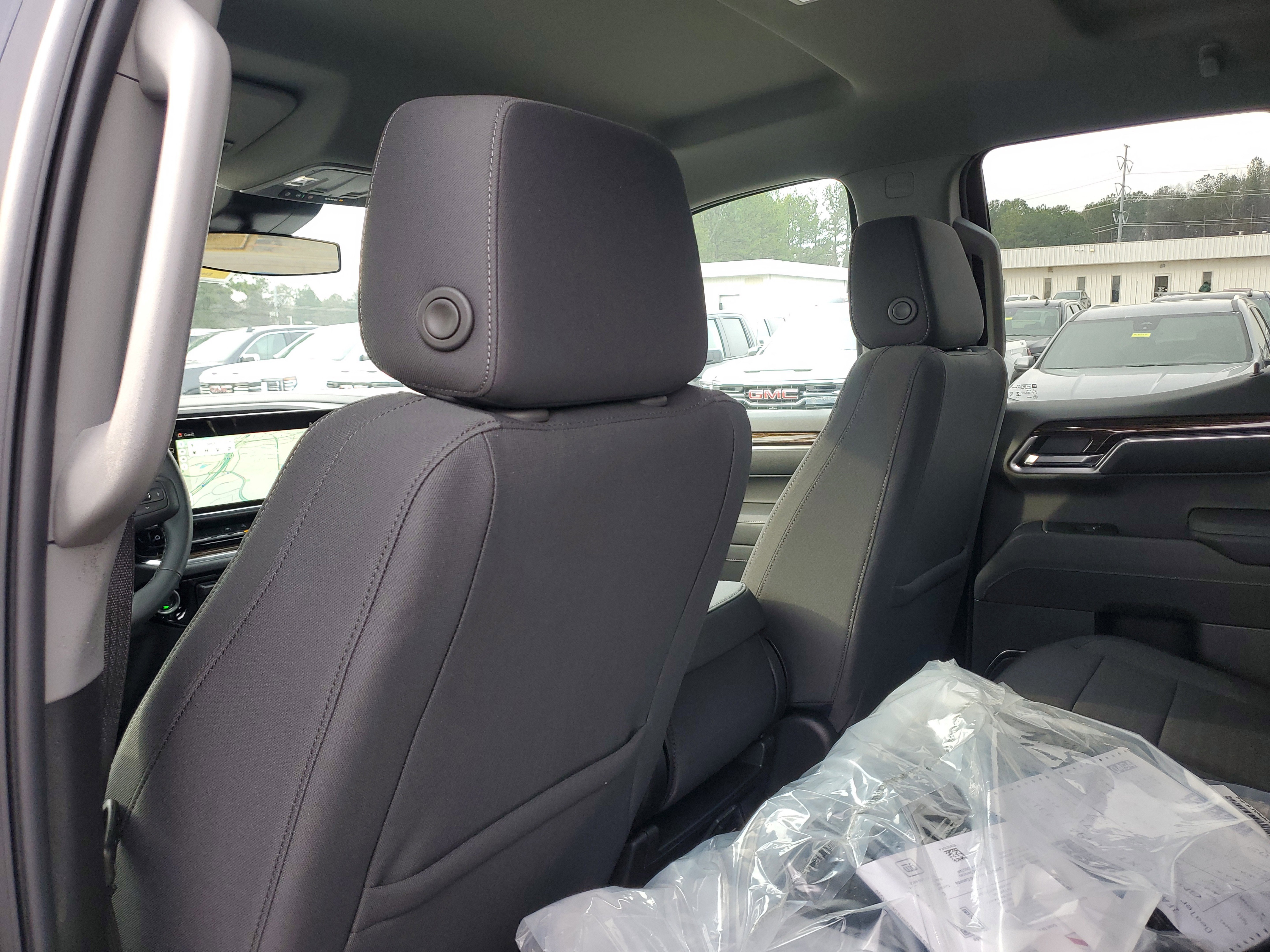 New 2025 GMC Sierra 1500 Elevation image 11