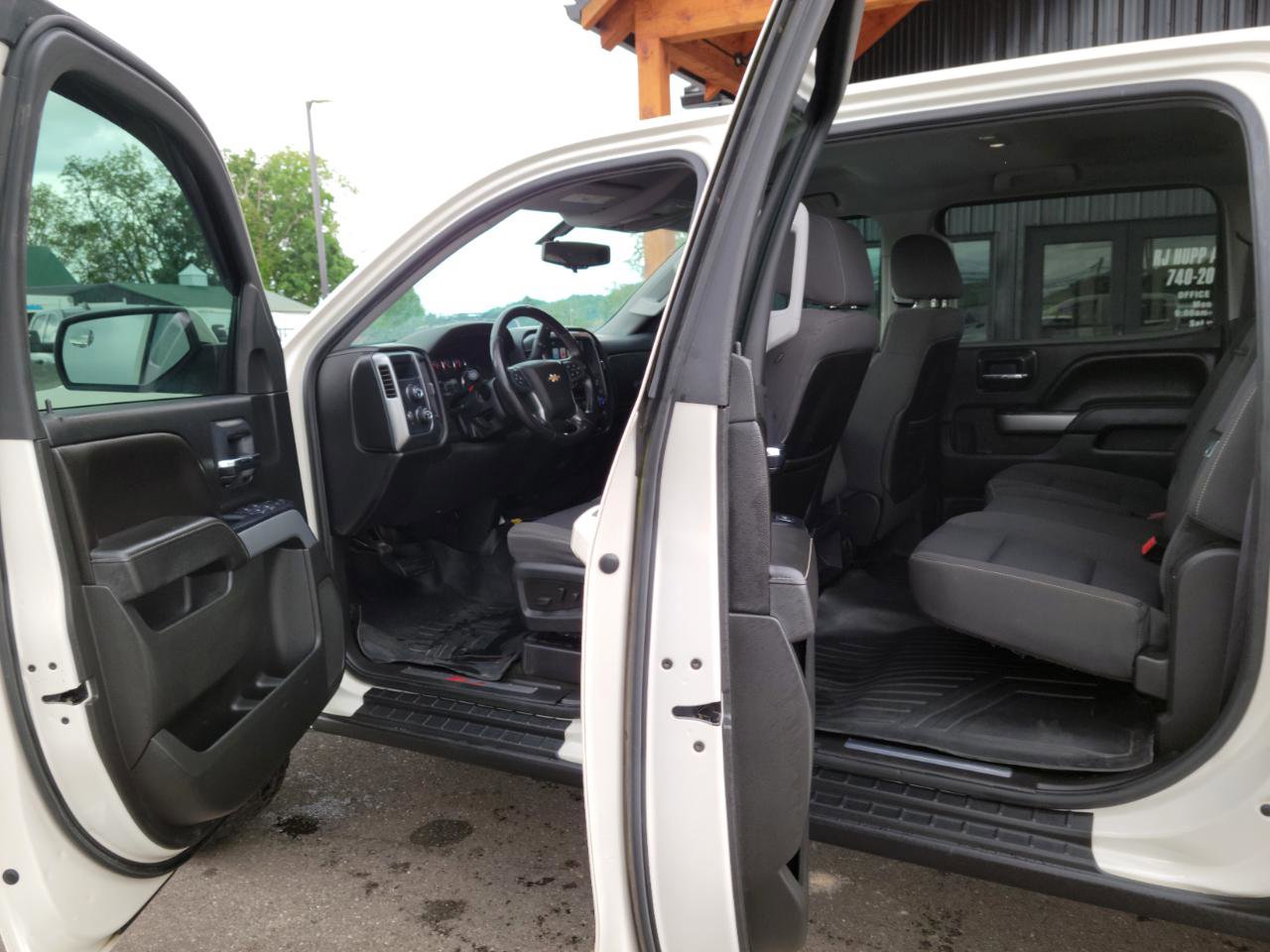 Used 2015 Chevrolet Silverado 1500 LT w/ All Star Edition AWD/4WD image 7