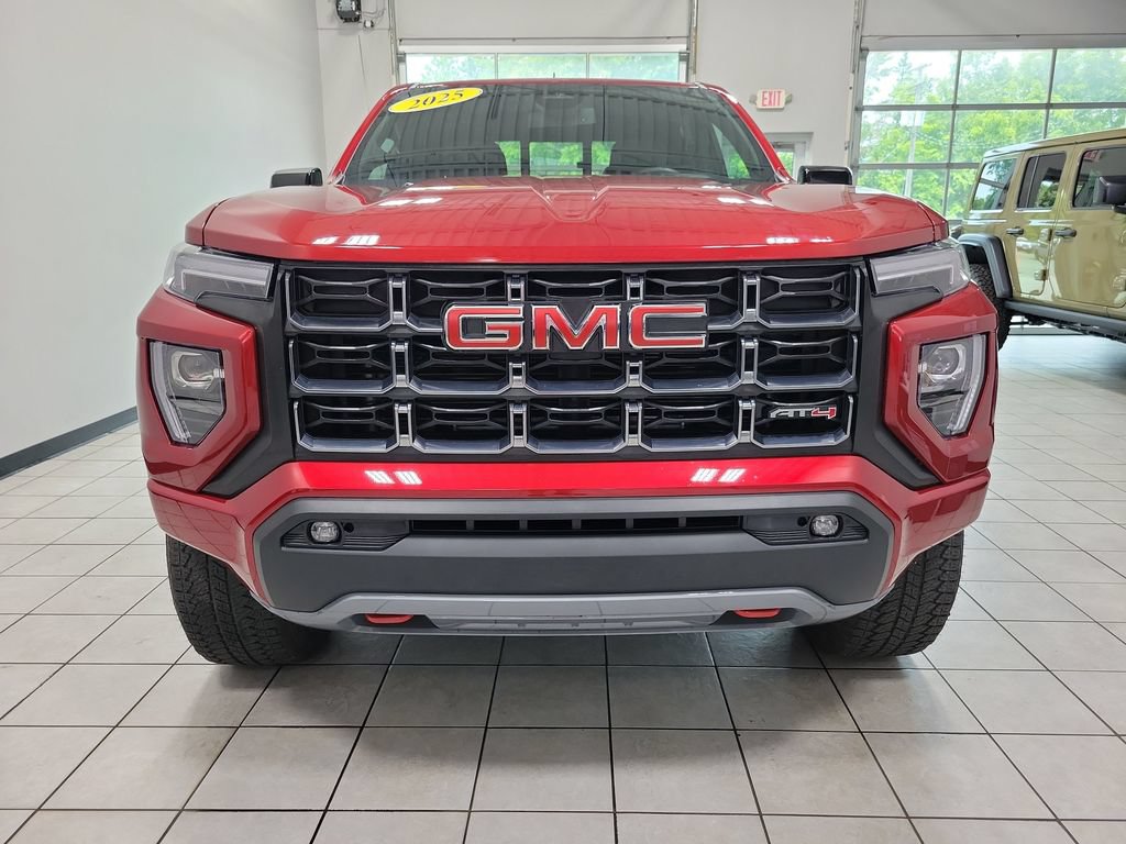 Used 2025 GMC Canyon AT4 w/ Nightfall Edition AWD/4WD image 6
