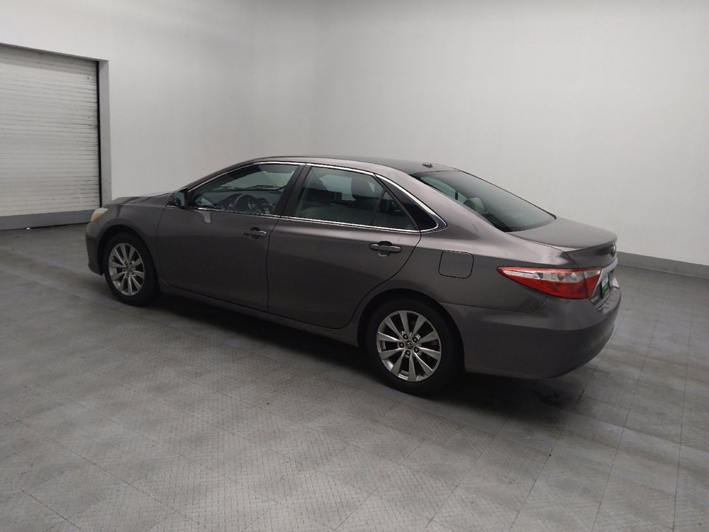 Used 2015 Toyota Camry XLE FWD image 3