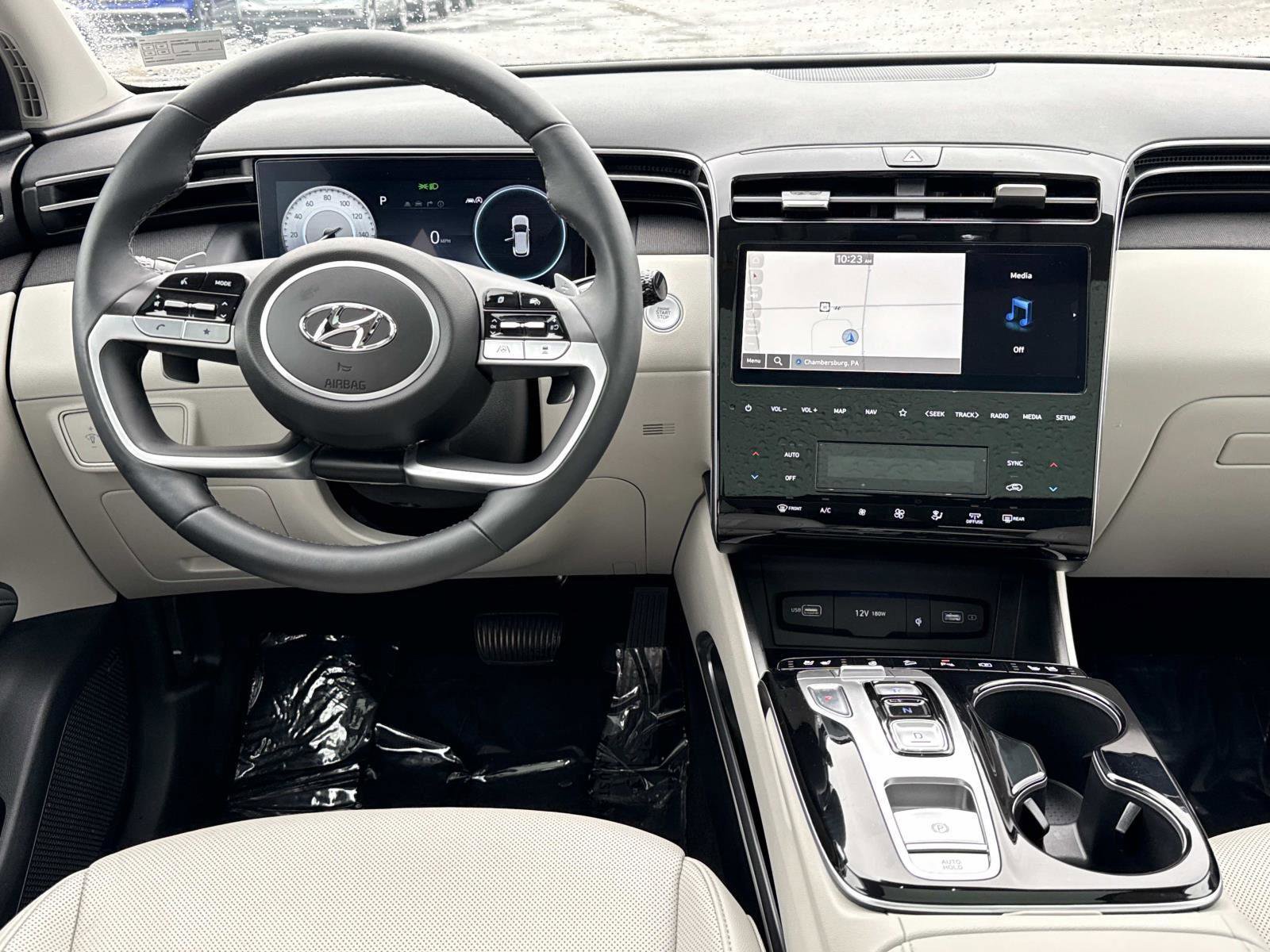 Certified 2024 Hyundai Tucson Limited AWD/4WD image 2