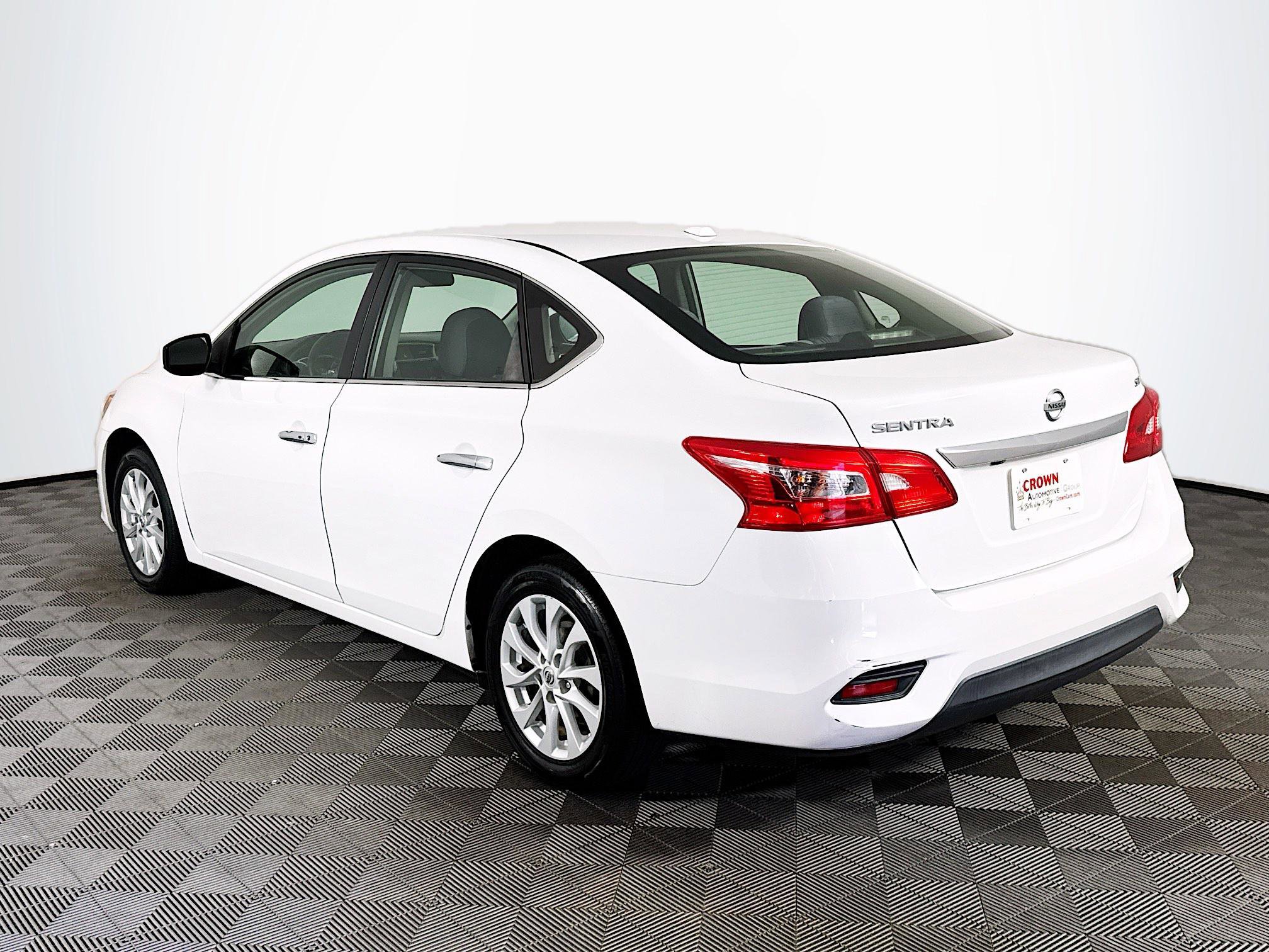 Used 2018 Nissan Sentra SV image 7