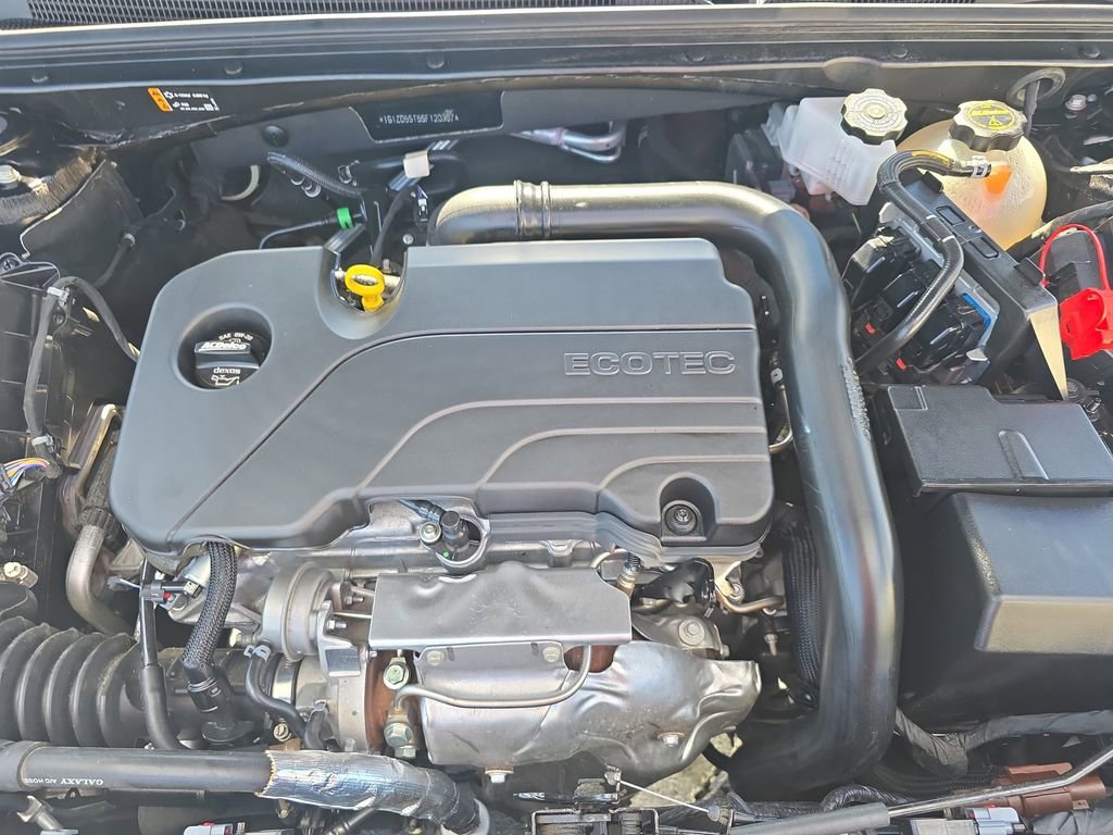 Used 2025 Chevrolet Malibu LT FWD image 30