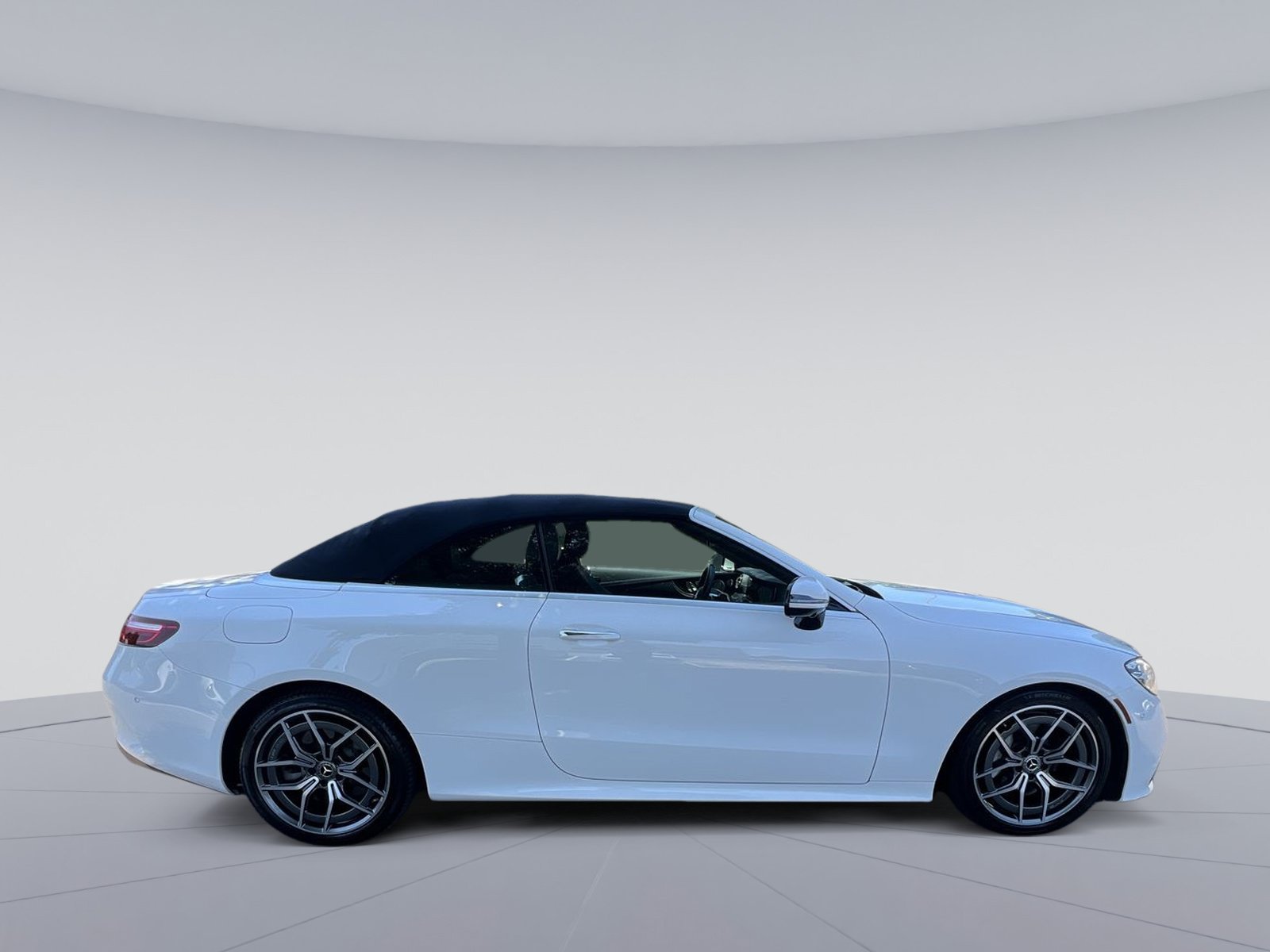 Used 2021 Mercedes-Benz E 450 Cabriolet image 10