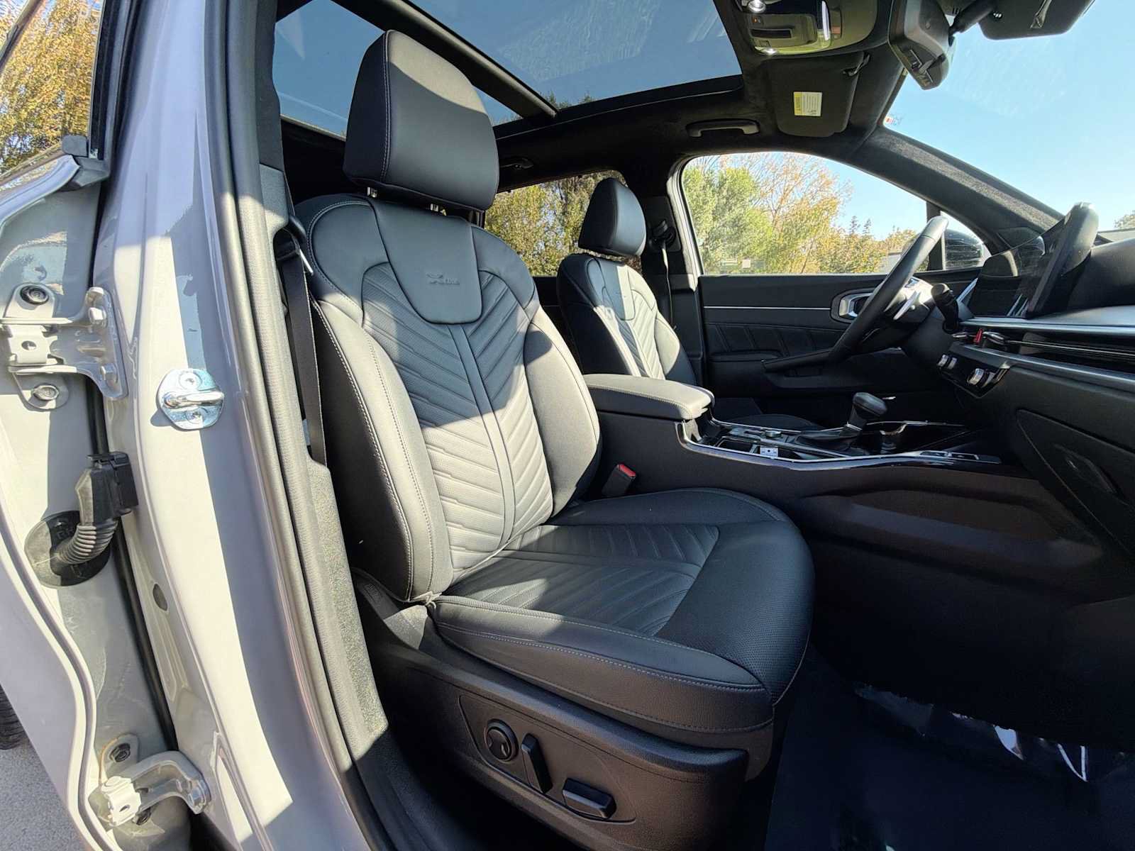 Used 2025 Kia Sorento SX Prestige AWD/4WD image 19