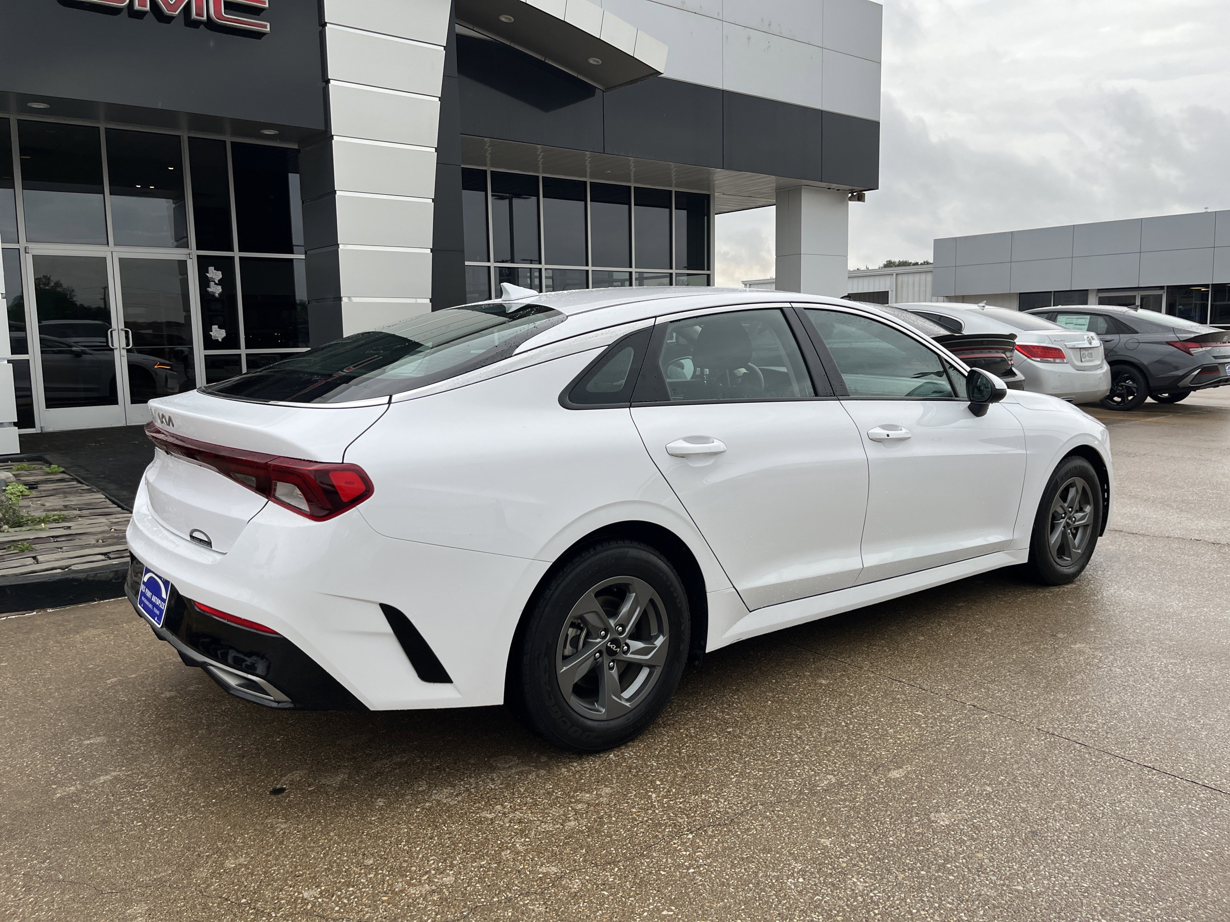 Used 2023 Kia K5 LXS image 3