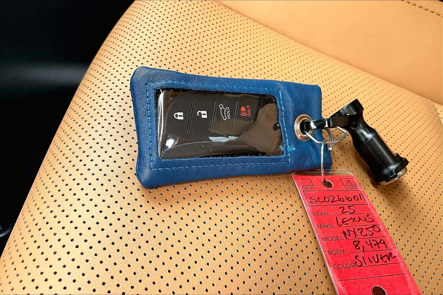 Used 2025 Lexus NX 250 FWD w/ Accessory Package (Z1) image 15