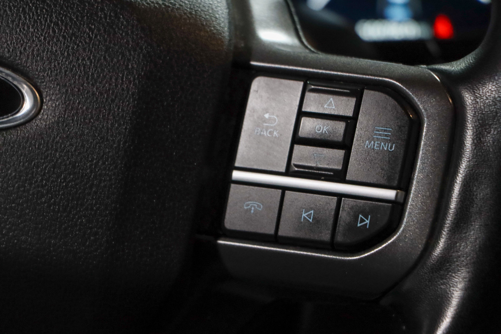 Used 2023 Ford F150 Lariat w/ Equipment Group 502A High AWD/4WD image 16