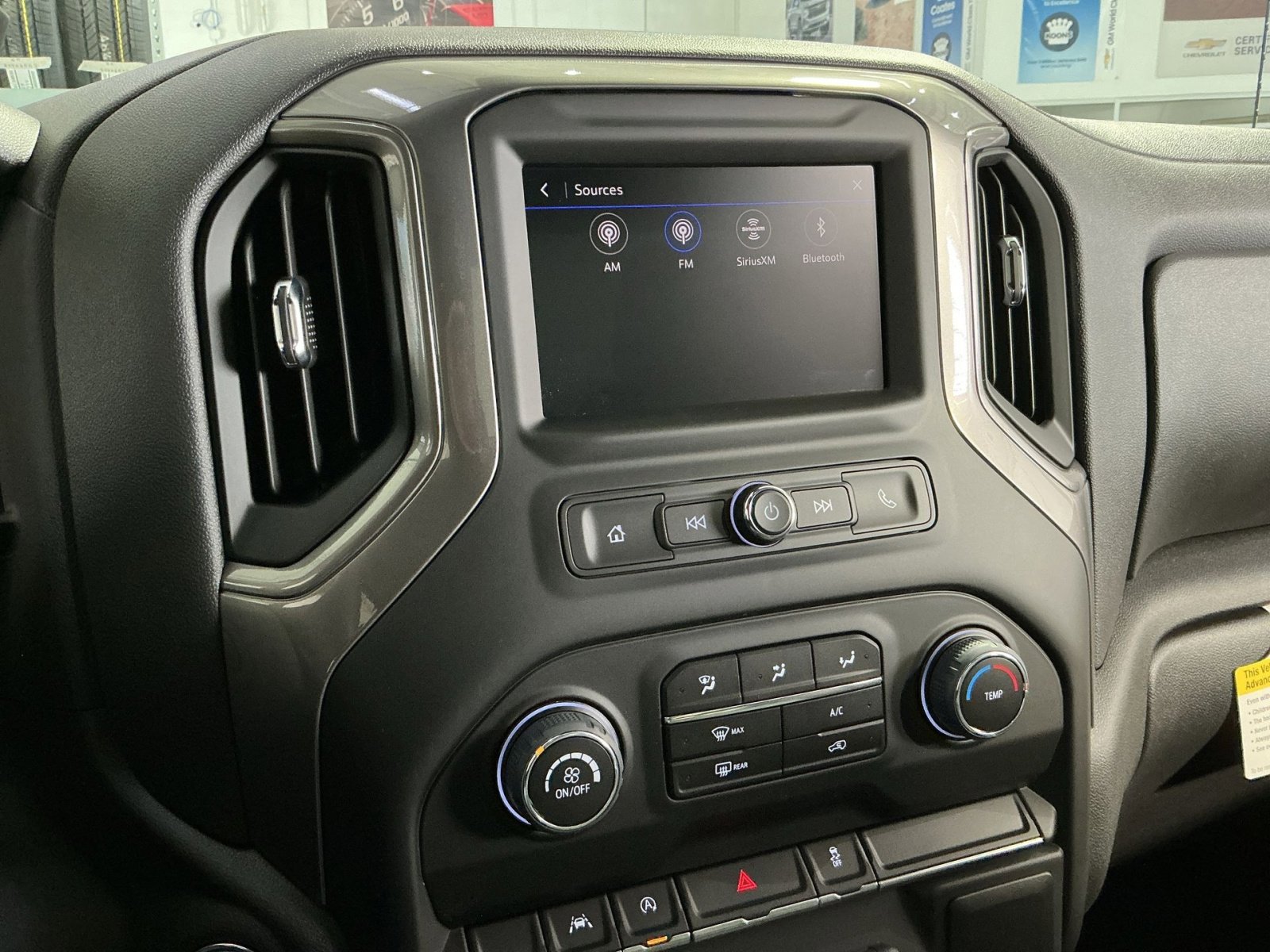 New 2026 Chevrolet Silverado 1500 W/T w/ WT Value Package image 26