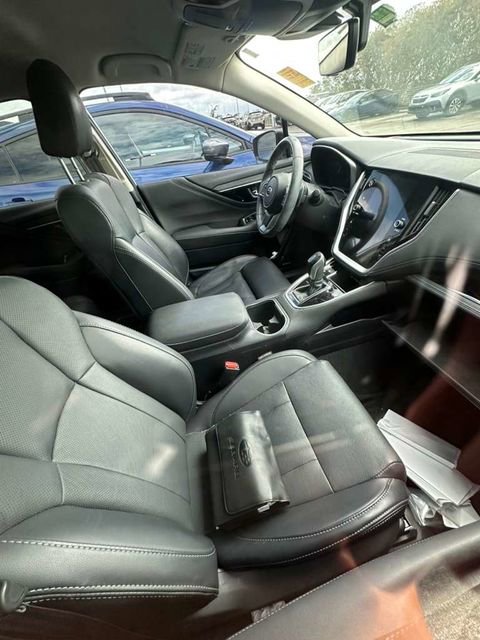 Used 2024 Subaru Outback Limited AWD/4WD image 12
