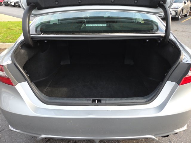 Used 2022 Toyota Camry SE FWD image 23