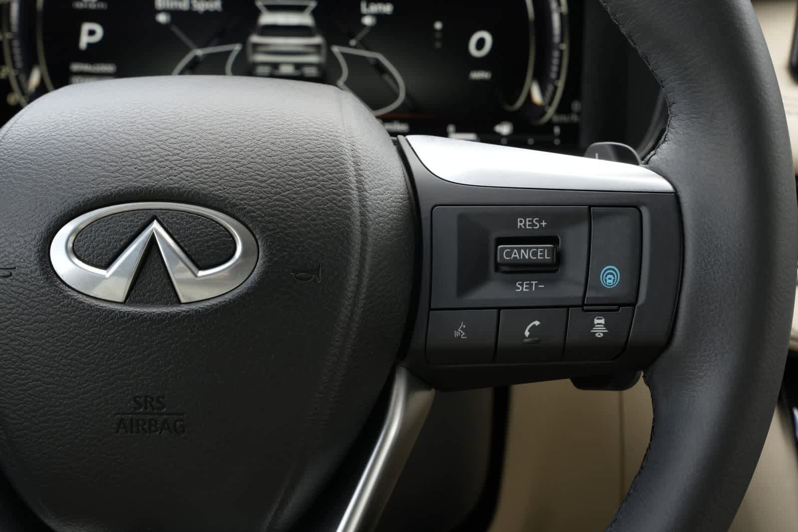 Certified 2023 INFINITI QX60 Luxe w/ Cargo Package FWD image 11