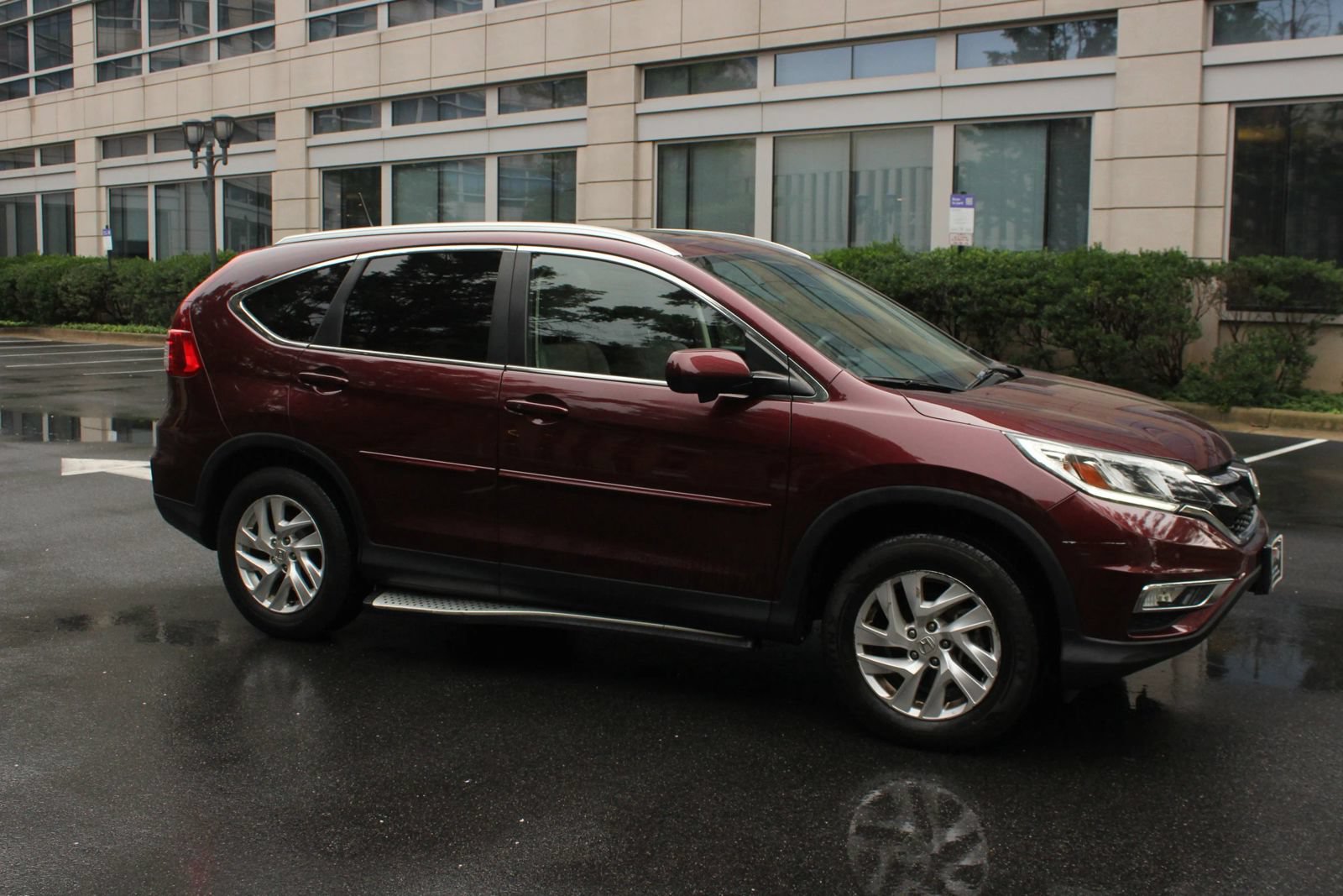 Used 2015 Honda CR-V EX-L image 2