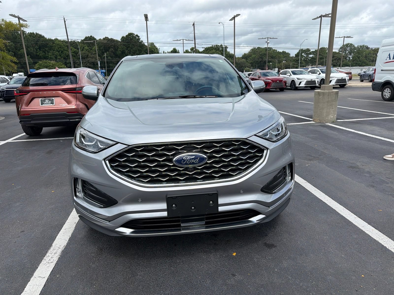 Used 2024 Ford Edge Titanium w/ Titanium Elite Package AWD/4WD image 8