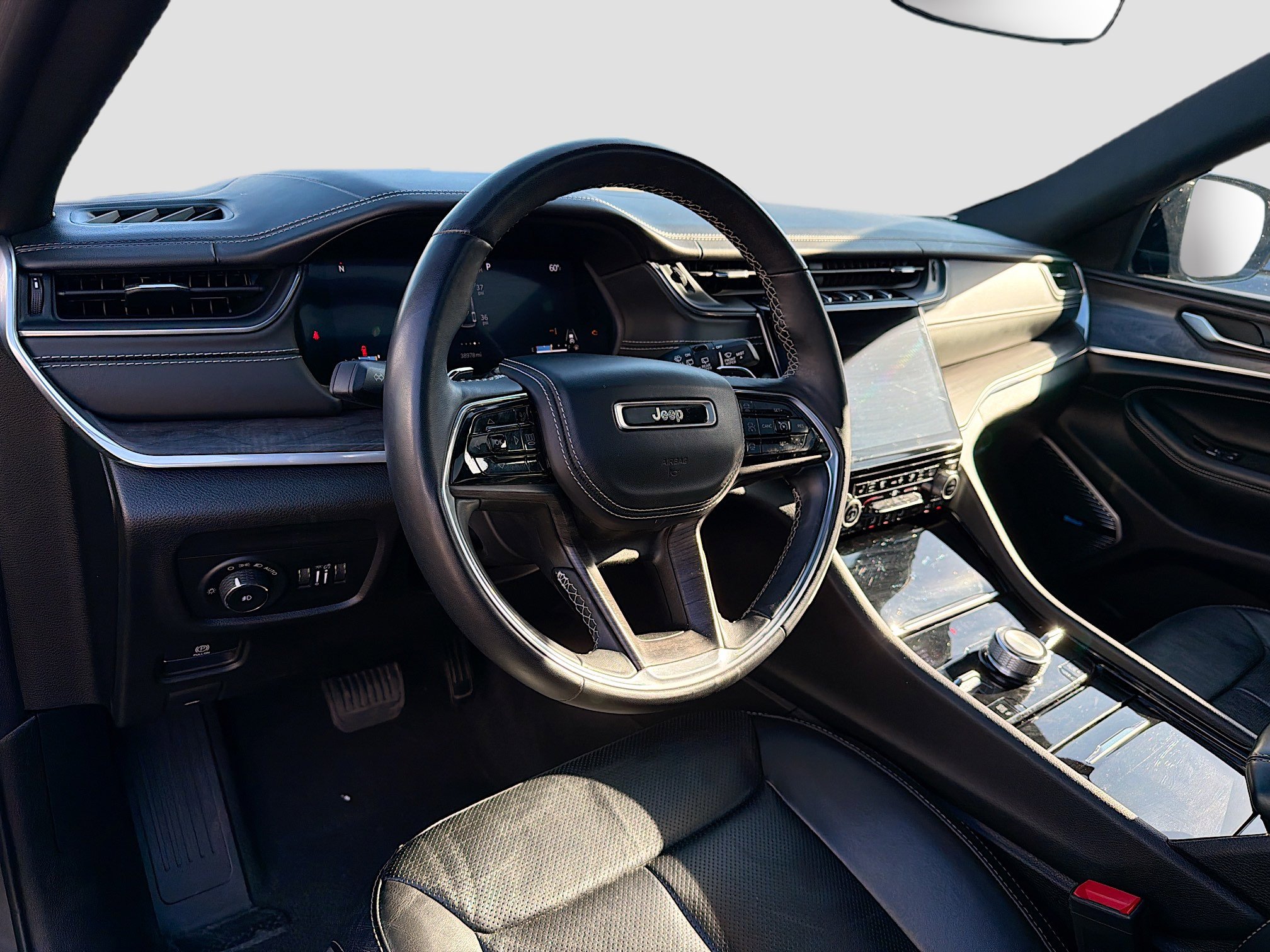 Used 2022 Jeep Grand Cherokee L Overland image 29