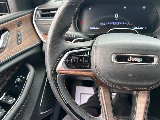 Used 2024 Jeep Grand Cherokee Summit w/ Adv Protech Group IV image 39