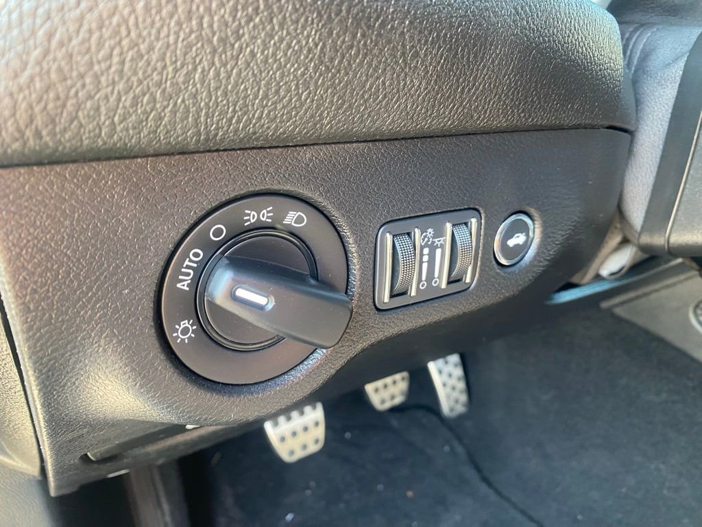 Used 2021 Dodge Challenger R/T Scat Pack RWD image 18