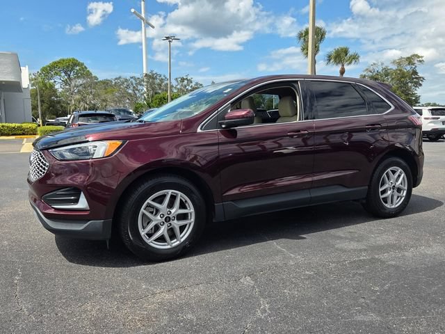 Used 2024 Ford Edge SEL AWD/4WD image 3