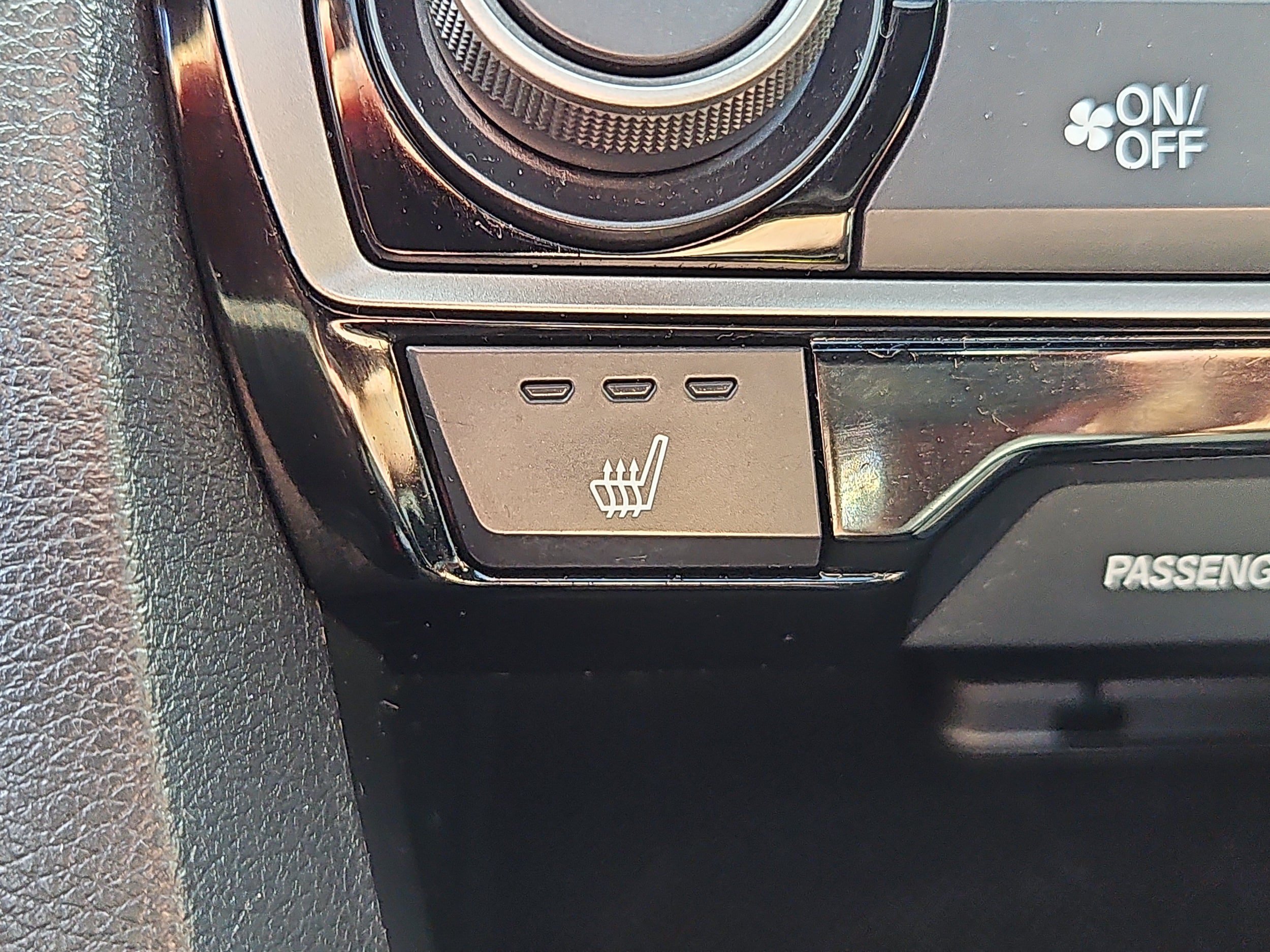 Used 2019 Honda Civic EX image 16